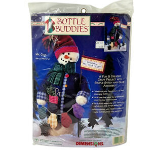DIMENSIONS Bottle Buddies Mr Cool Snowman Fabric Craft Kit Simple Stitch NEW